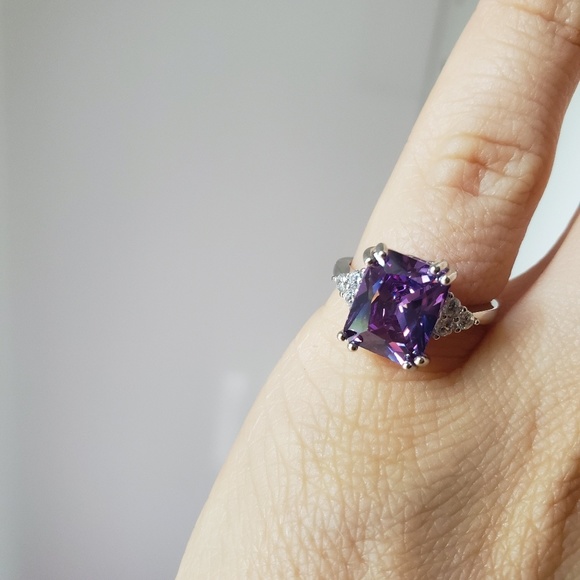 Gorgeous Sterling silver Amethyst ring NIB - Picture 6 of 9